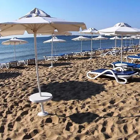 Lejlighedshotel Sunny Hills - Menada 3*